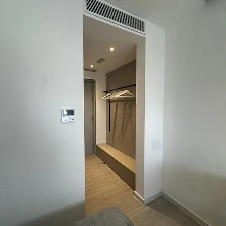 Applegym Sports Centre * Λατσιά