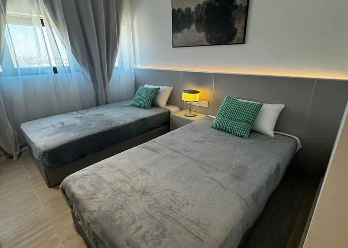 Applegym Sports Centre Λατσιά